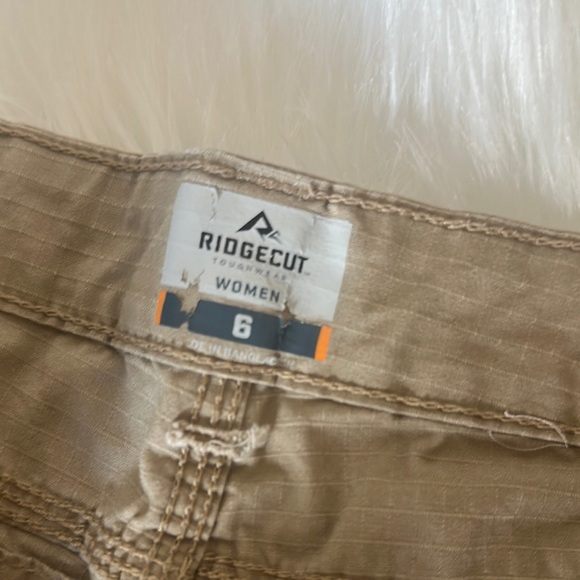 Ridgecut Women's Relaxed Fit Mid-Rise Ultra Work Pants - Picture 2 of 4